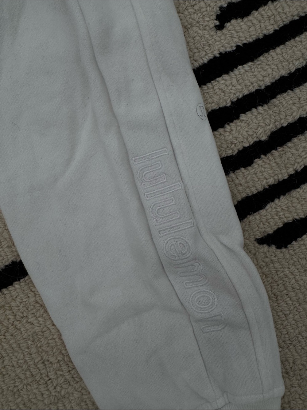 lululemon athletica White Women's Jogger Track Pants with Embossed Logo
